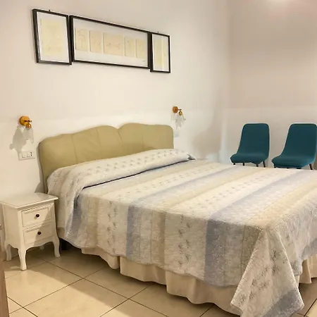 Vanessa 3* فلورنس