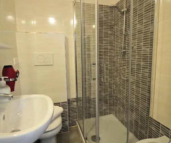 Vanessa בית הארחה